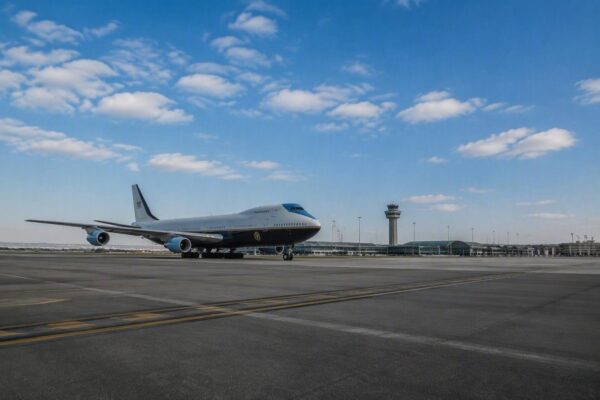 The Hidden Transfer: Trump's Unseen Exit from Air Force One