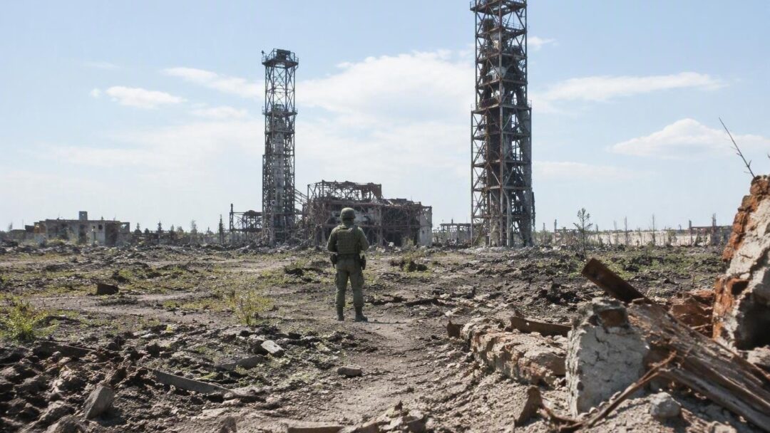 Zelensky Warns of 300,000 Additional Russian Troops Amid Escalating Conflict