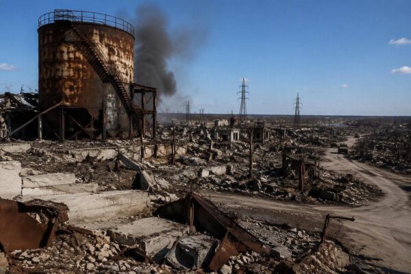 Ukraine and Russia Exchange Strikes as Tensions Rise