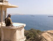 Yemen rebels tighten grip on Bab al-Mandeb, sparking global oil worries