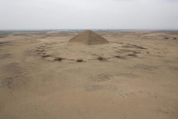 Ancient Egyptian court officials may have been killed for afterlife