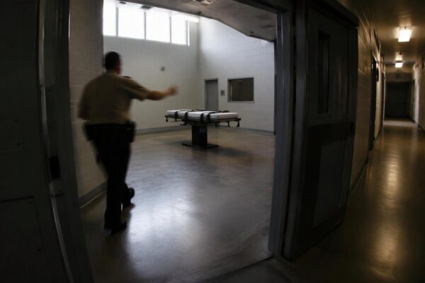 Christa Pike's execution halted after two lethal injections