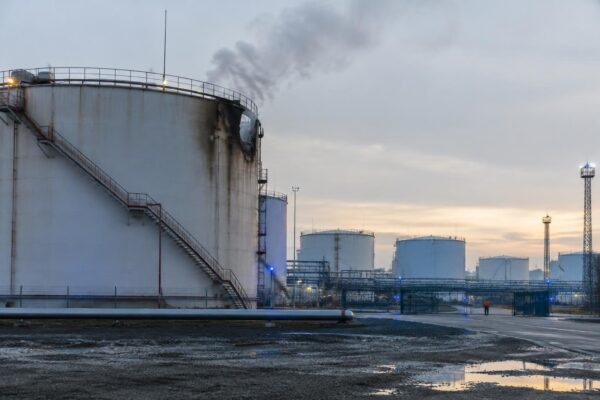 Massive drone barrage hits Russian oil sites, fuels US-Ukraine tension
