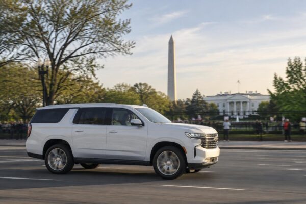 US political news: press secretary hire, ICE shooting, Trump remarks