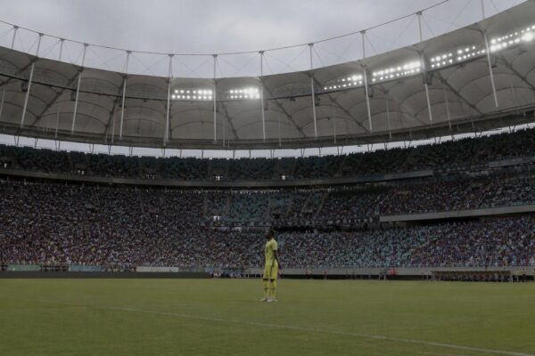 Bahia supera Internacional com virada no Brasileirão 2026