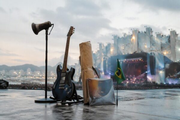 Oli Sykes e Bring Me the Horizon encantam público no Rock in Rio 2026