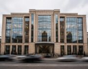 UE e bancos centrais clamam por menos política nas fusões, em Dublin