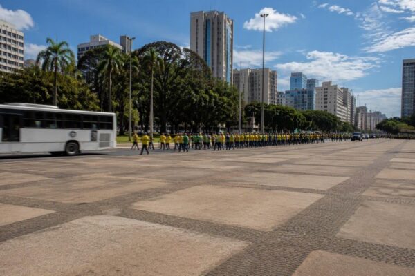 Caiado mantém candidatura e destaca segurança antes do 1º turno