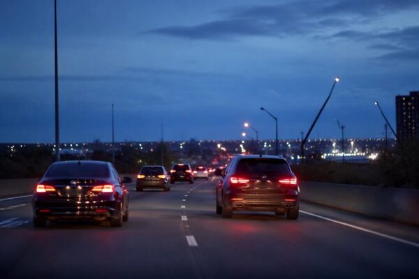 Monroe County drivers report non-functioning light poles on I-490