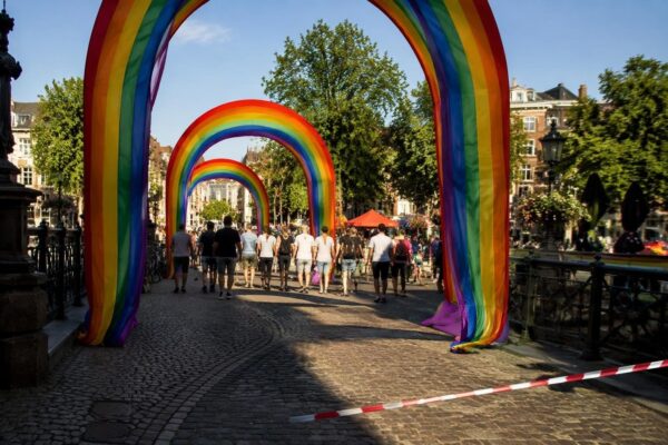 Meer dan 70 meldingen van lastigvallen tijdens WorldPride Amsterdam