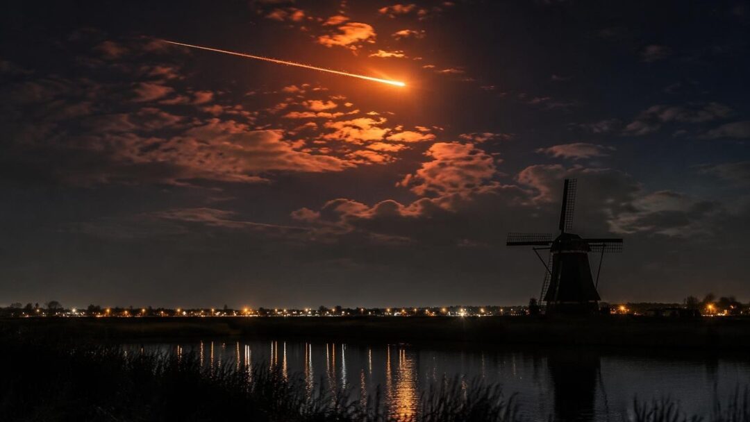 Meteoor of vuurbol? Mysterieus hemelverschijnsel boven Nederland