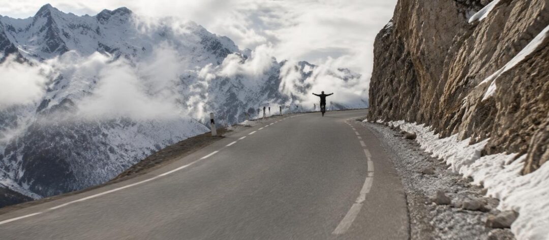 Tour de France 2026: Arensman en Pogacar in actie op Alpe d’Huez