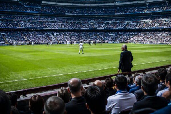 José Mourinho neemt Vinicius Jr. in bescherming na ruwe behandeling door tegenstanders