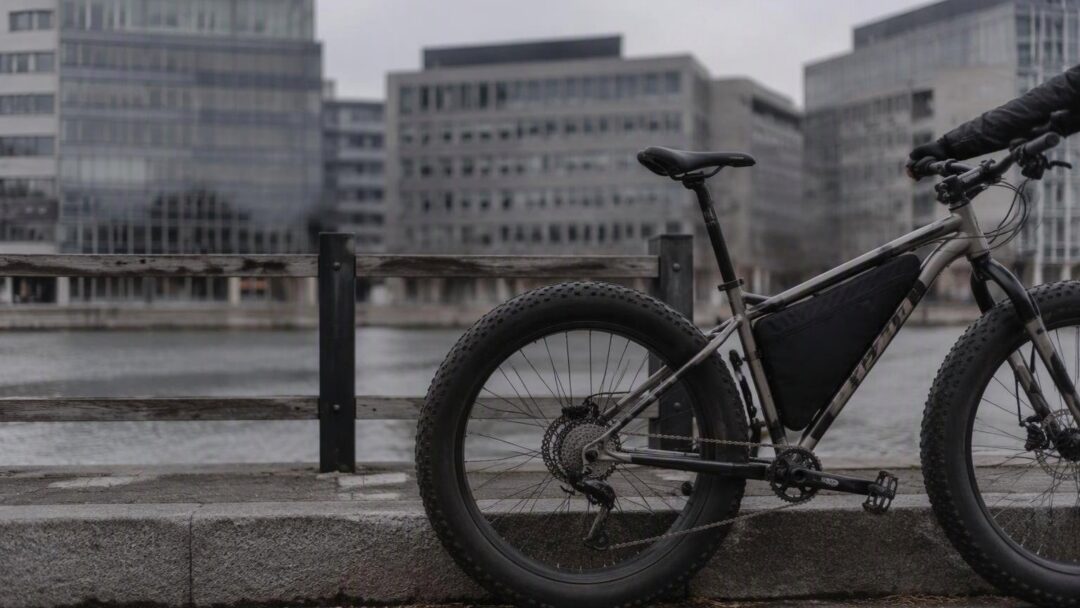 Fatbike regels: leeftijd, helm en toegestane wegen