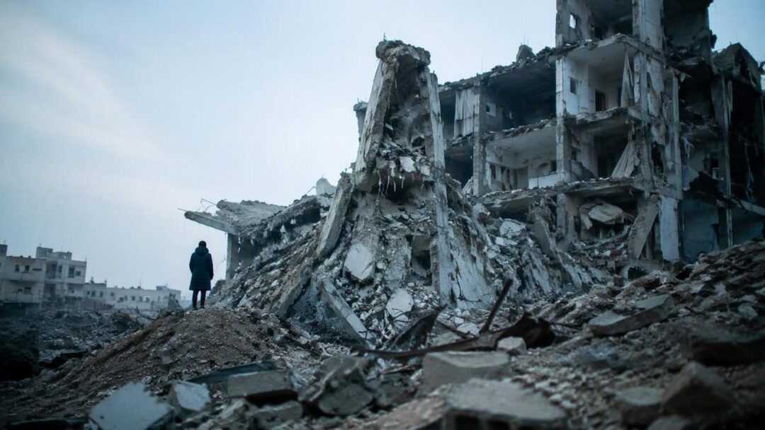 Gaza-Stad getroffen door gebouwinstorting: 10 doden en 60 vermisten
