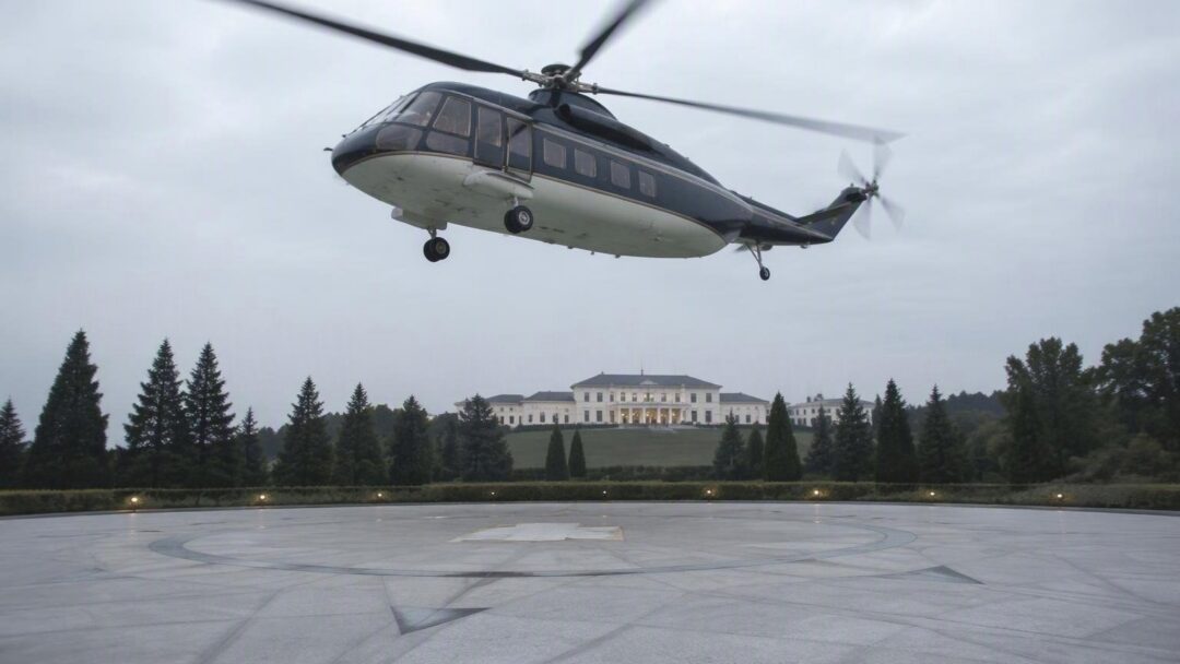 Media-boycot tegen Trump bij opening nieuw helikopterplatform