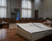 Secretbudget dreigt kabinet te ondermijnen, oppositie eist koers