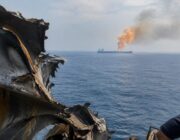 Brand op olietanker in Oman: gevaar in verboden zone