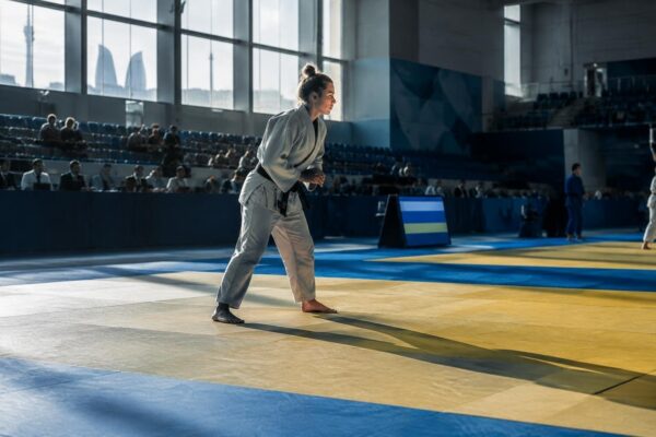 Nederland mist eerste medaille: Yael van Heemst valt in bronsfinale