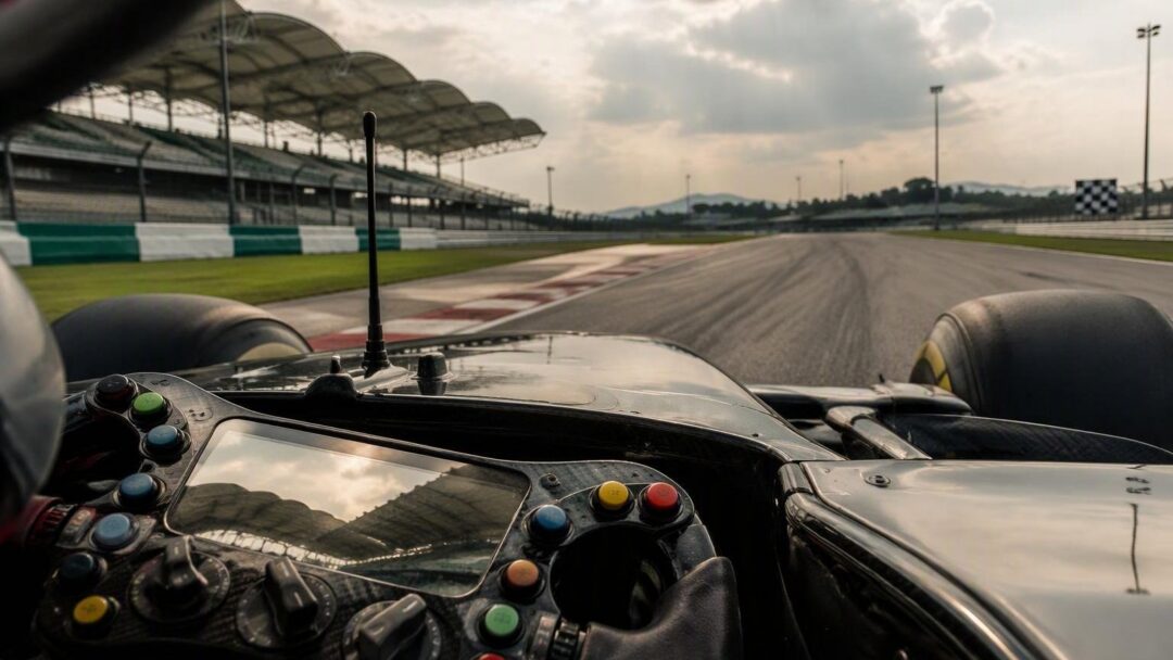 Verstappen brengt hoop terug na lange droogte: overwinning in Maleisië