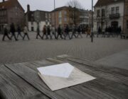 Vredesboodschap uit 1998 nu beschikbaar in duizend talen