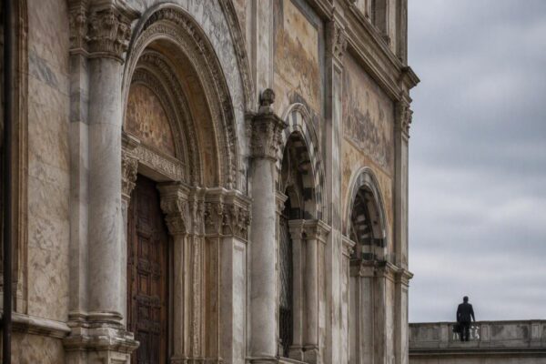 Monte dei Paschi di Siena: le strategie di Intesa Sanpaolo e Unipol