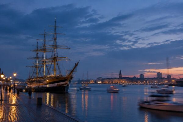 Evento marittimo a Ravenna: prenota la tua visita all'Amerigo Vespucci