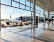 Tariffe in salita, Ryanair chiude 13 aeroporti e introduce due bagagli a mano