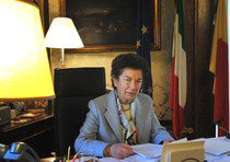 7a52c0ea7f39d03fdd4f4e9886ffe0f8