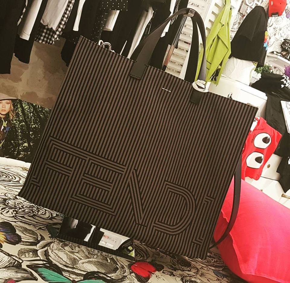 Controllare i numeri di serie fendi