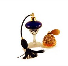 article-page-main_ehow_images_a04_g9_nn_make-coconut-perfume-800x800