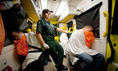 Paramedic-Antonia-Gissing-007