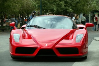 ferrari enzo 1