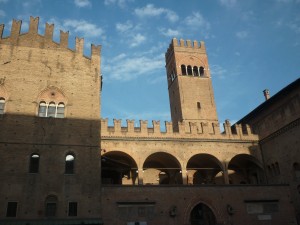 immagine palazzo re enzo