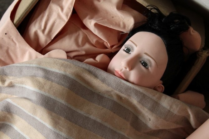 670x446xdoll1-670x446.jpg.pagespeed.ic.-Q0sZliIKs