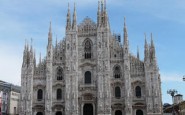 milan duomo plaza