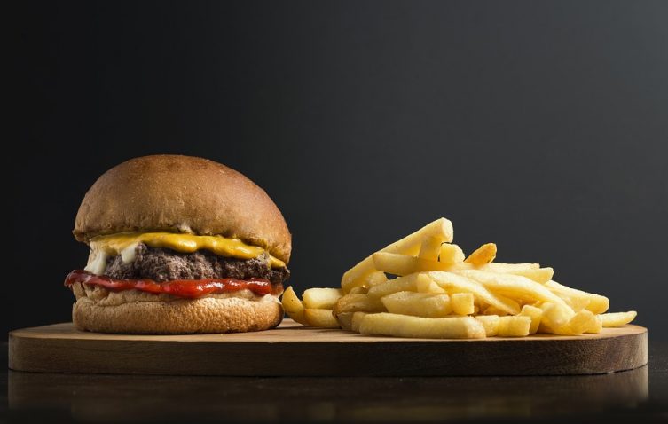 Fast food: vantaggi e svantaggi