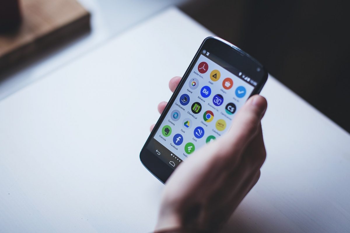Android: come scaricare le app non compatibili