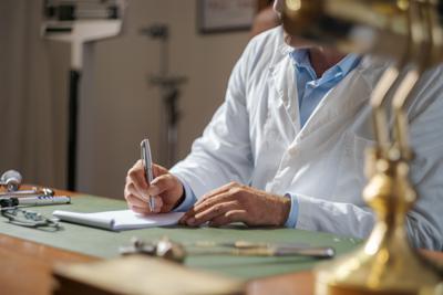 Voilà, con l'Ai le visite mediche si prenotano su WhatsApp