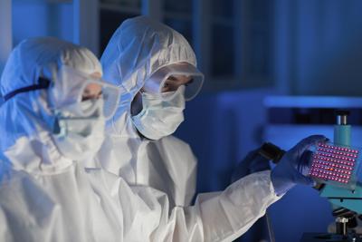 Scienziati cinesi clonano scimmia, sana e sopravvissuta 2 anni