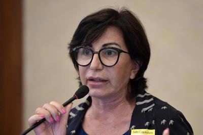 Covid: Gismondo, 'il virus del 2020 non esiste più, cambiamogli nome'