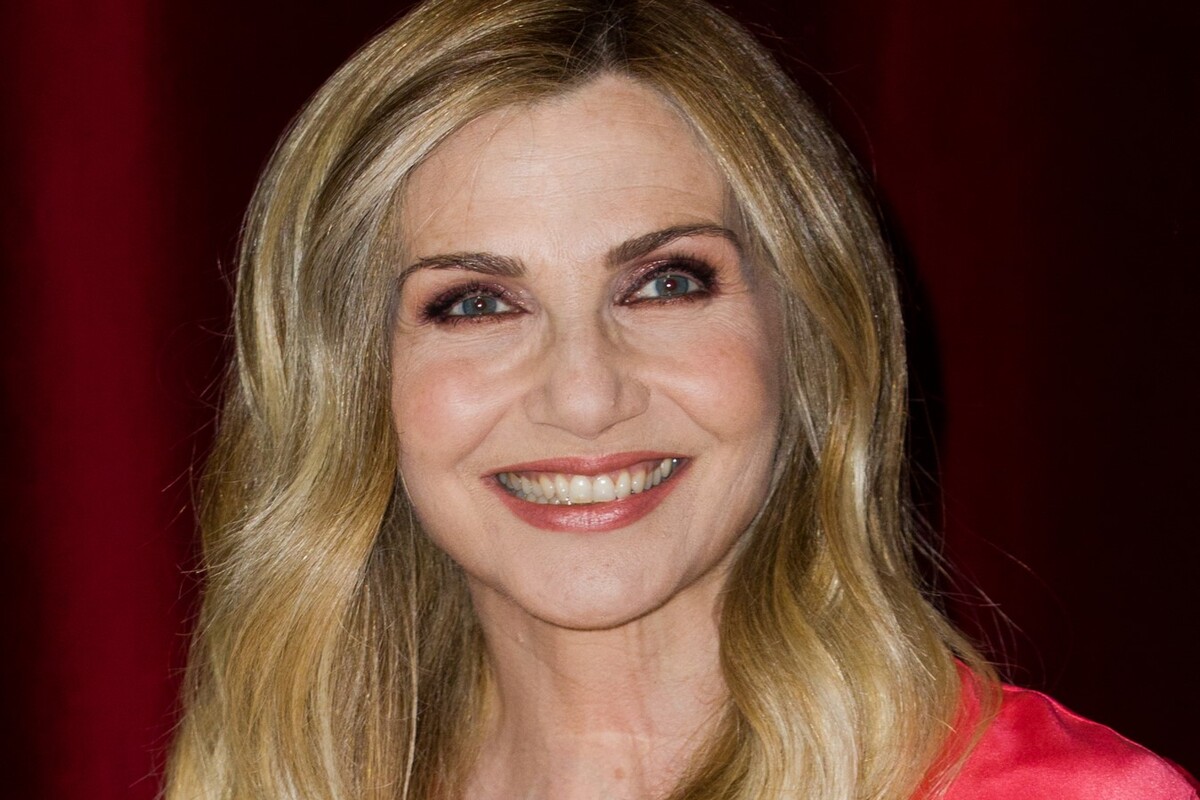Fiorello mostra il numero di Lorella Cuccarini