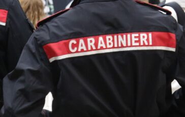 carabinieri automobile