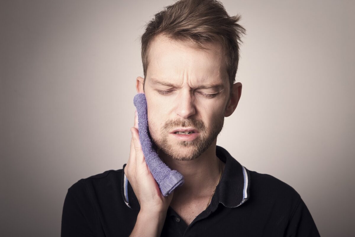 Carie dentale: cos’è e come prevenirla