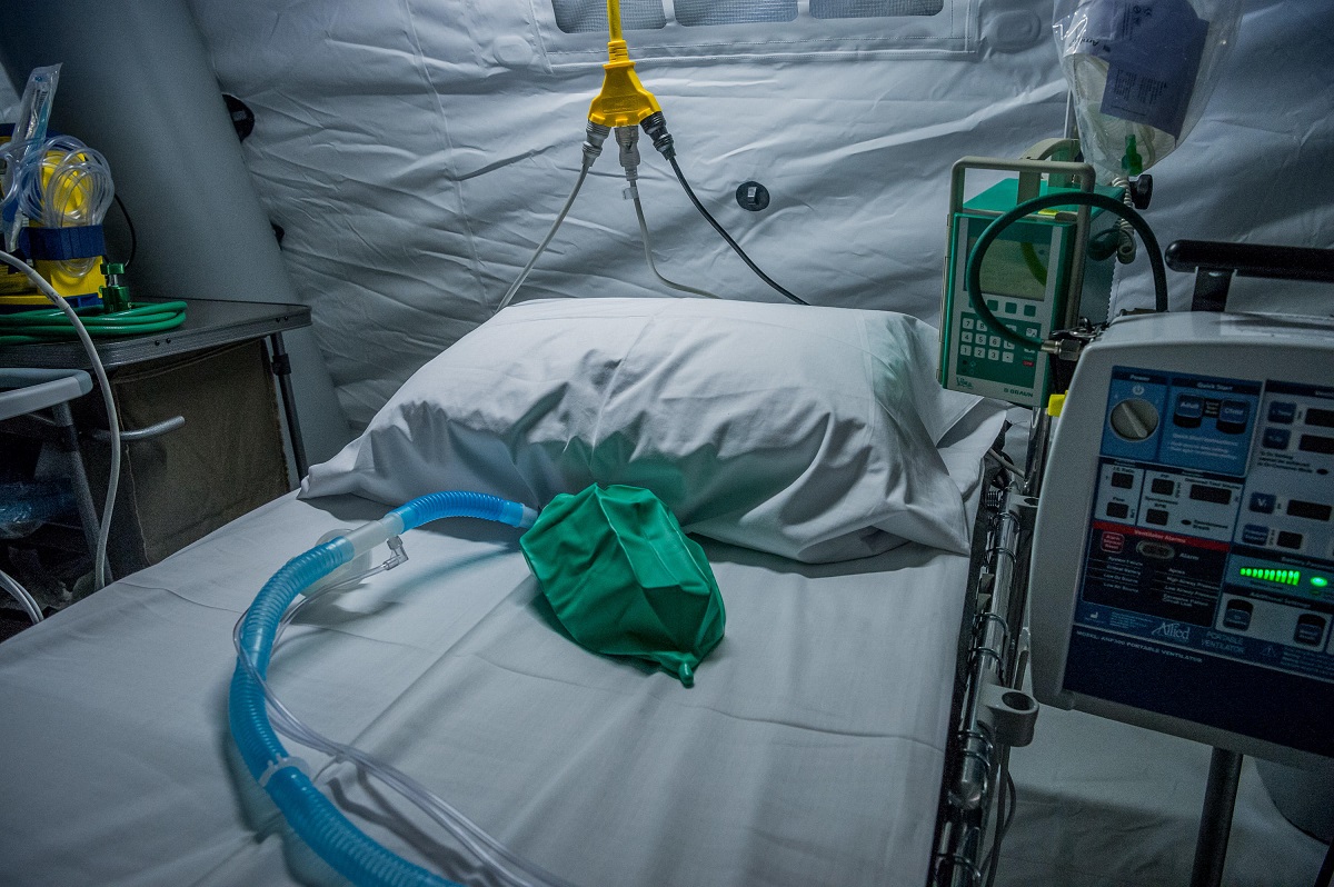 Viterbo, porta la moglie morta in ospedale: si sospetta femminicidio