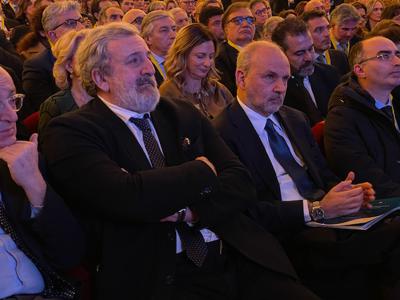 Sanit&agrave;, Emiliano a Schillaci: "Rimuovere tetti spesa a quelle privata"