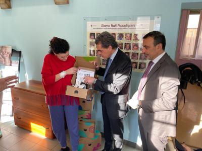Umberto I Roma, alla piccola Elena primo kit giochi Montessori