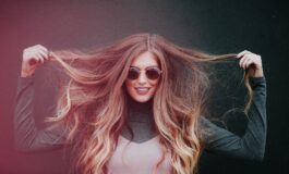 Capelli secchi: consigli e rimedi per farli risplendere