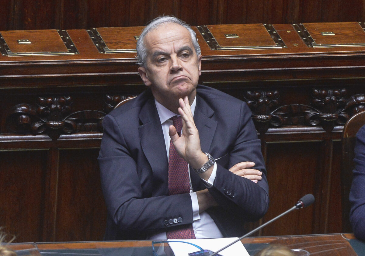 Manganellate a Pisa, Piantedosi: "Scontri casi isolati"