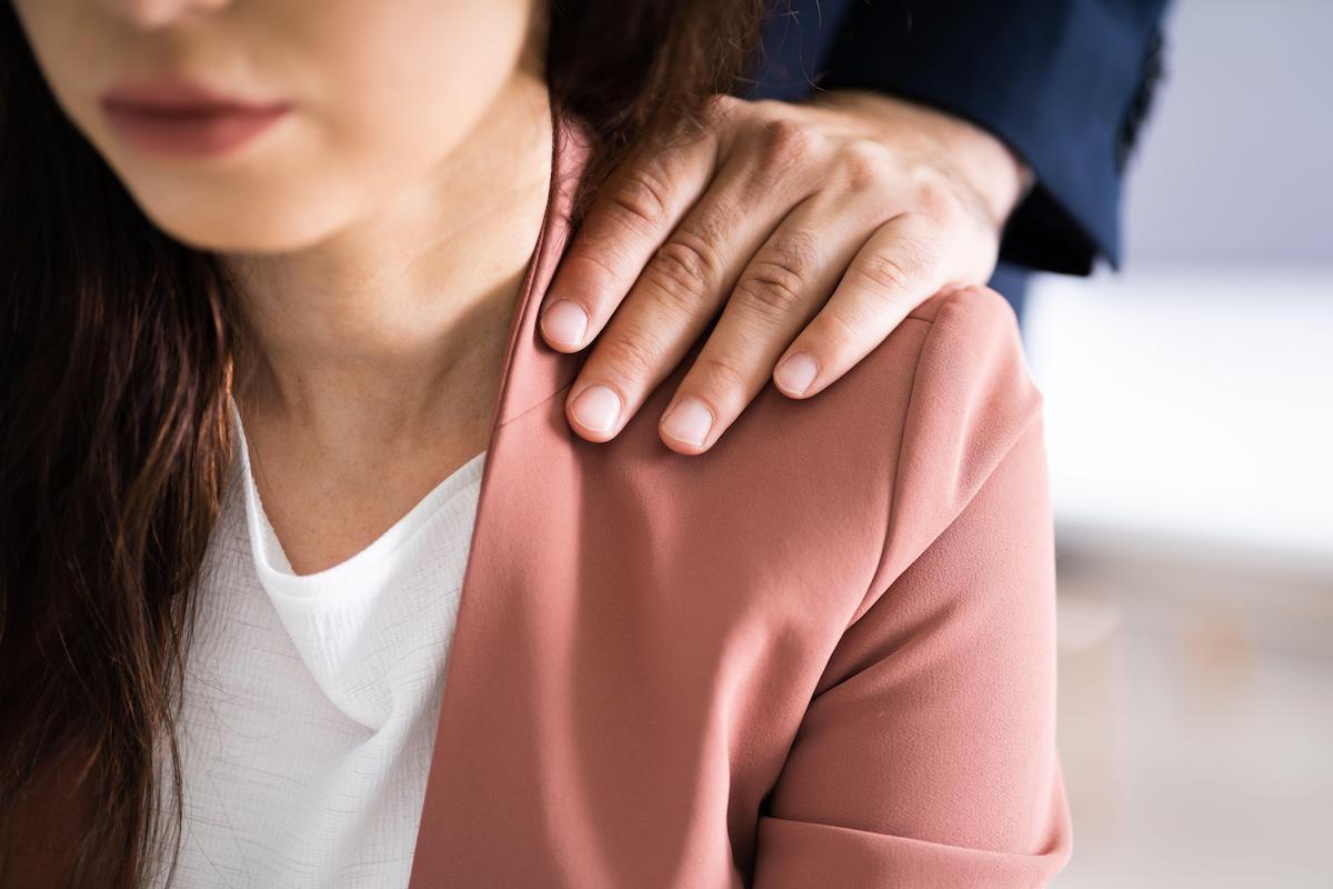 Torino, professore sospeso dall'università: è accusato di molestie